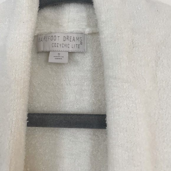Barefoot dreams cardigan size small - Picture 2 of 4
